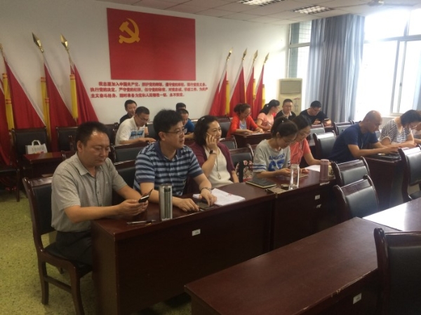 304am永利成功举行“两学一做”知识抢答赛2_副本.jpg